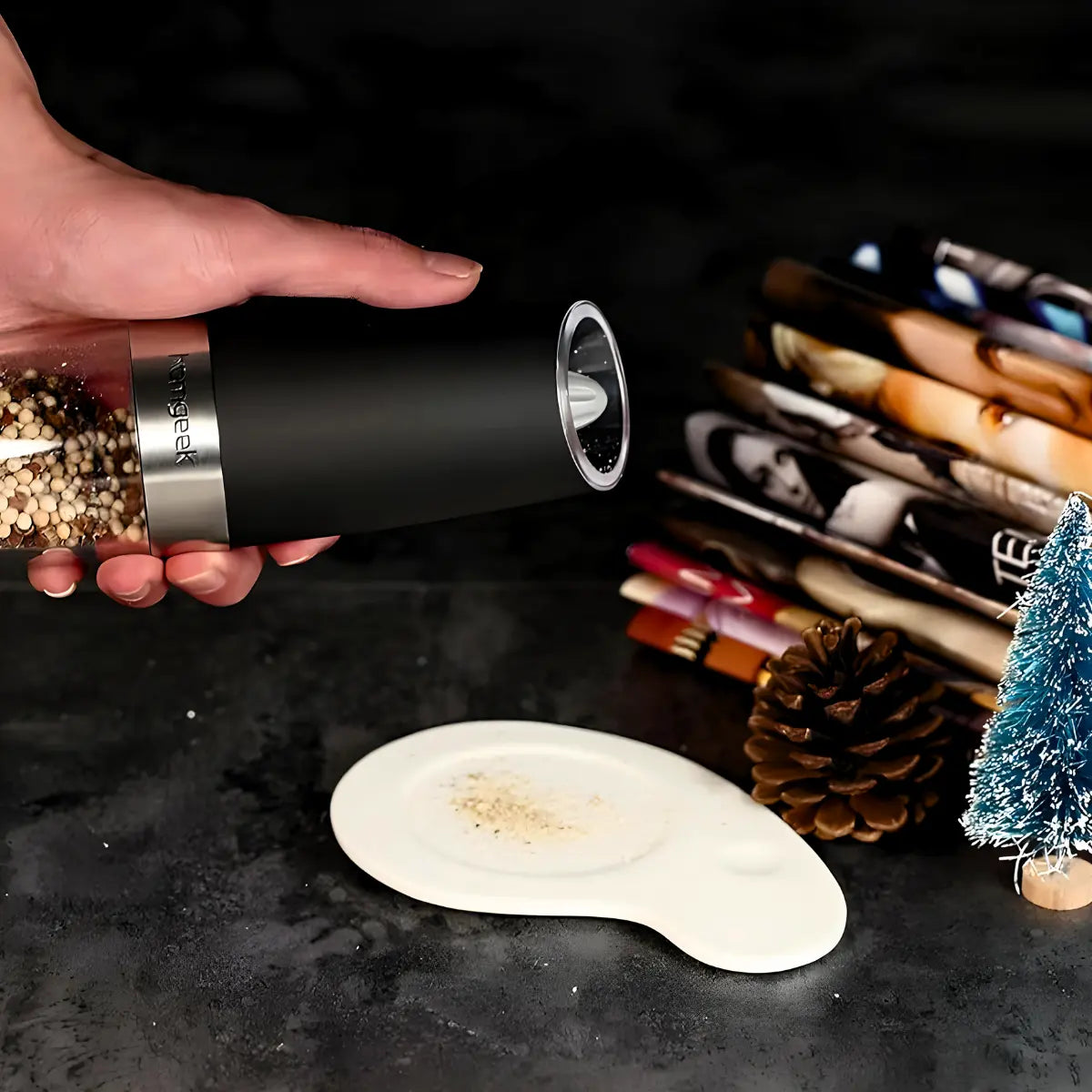 Moedor Elétrico de Temperos com Sensor de Gravidade em Led - MHX™